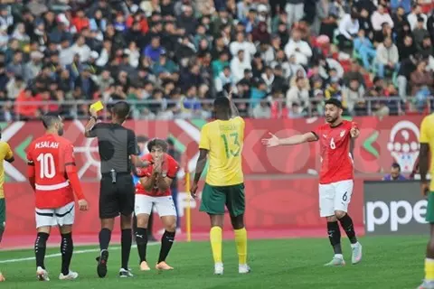 هجوم على التحكيم.. ماذا قالت الصحف الجنوب أفريقية بعد الخسارة من منتخب مصر؟